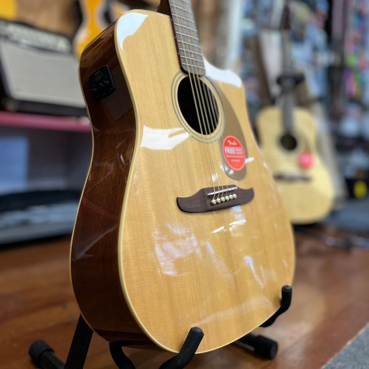 USED-Fender-California-Redondo-Player-Acoustic-Electric-Guitar-Natural-2_1252x1252