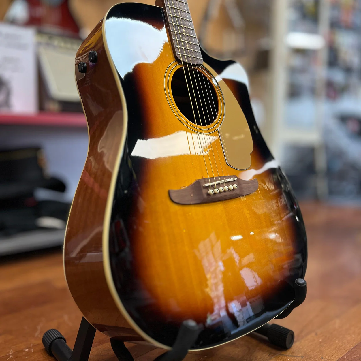 USED-Fender-California-Redondo-Player-Acoustic-Electric-Guitar-Sunburst-2_1252x1252